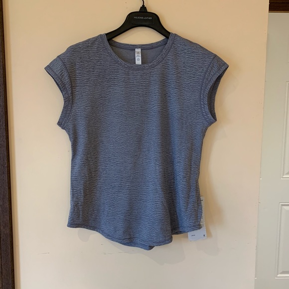 Lululemon Lost In Pace SS- Brand New - Picture 1 of 6